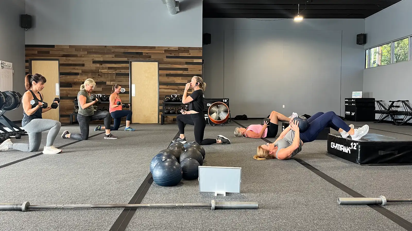 A full session in progress